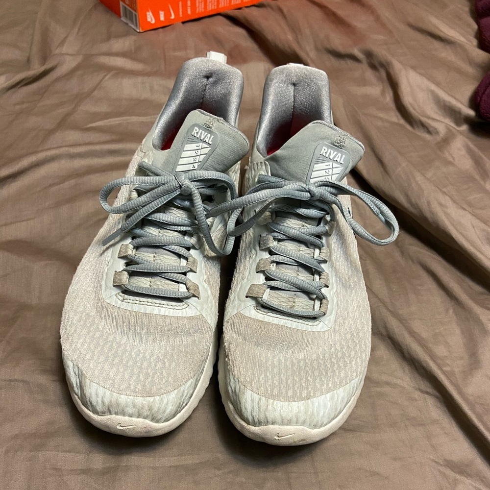 Women’s Tennis Shoes